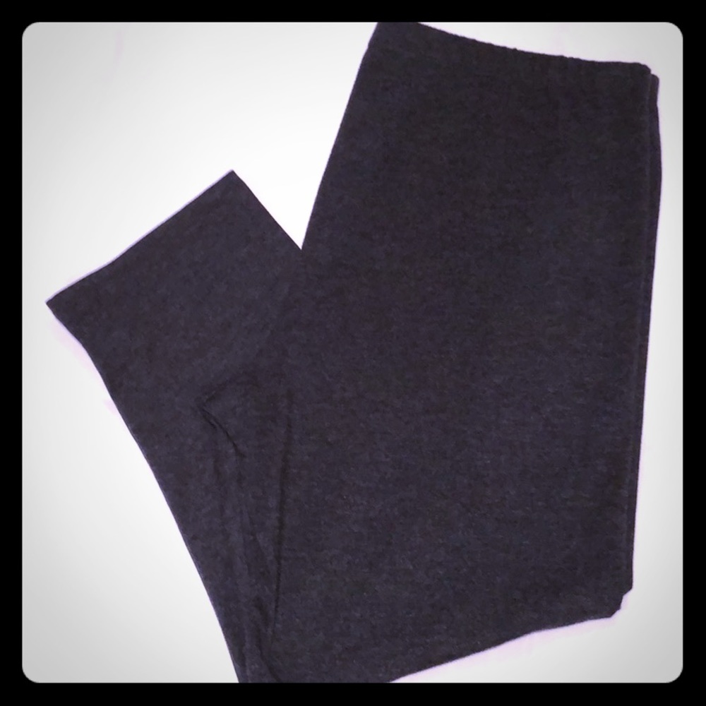 Gray Capri leggings